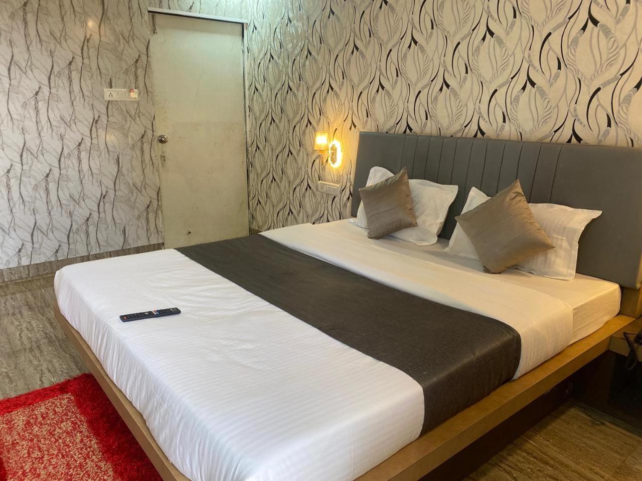 Hotel Golden Galaxy And Restaurant Mahabaleshwar Luaran gambar